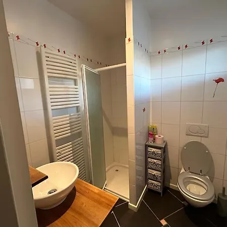 Avec Piscine 拉特斯特德布赫