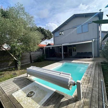 Avec Piscine Villa